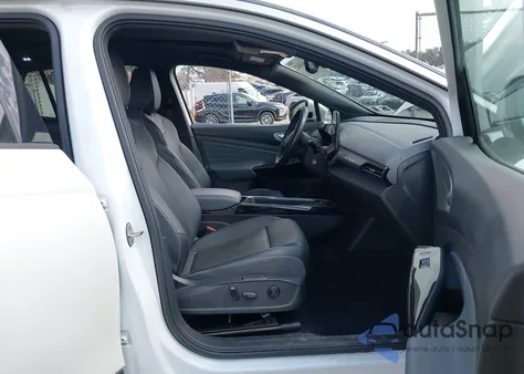 2023 Volkswagen Id.4 Awd Pro S Plus from USA, damaged, VIN 1V2JNPE85PC046802